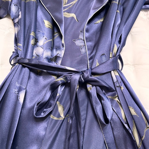 Halston Satin Chemise and Robe Set, Size Petite - Picture 7 of 10